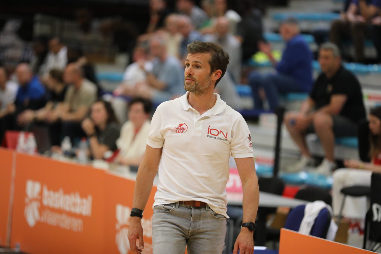 Onze Heren A starten het nieuwe jaar met een nieuwe coach!
